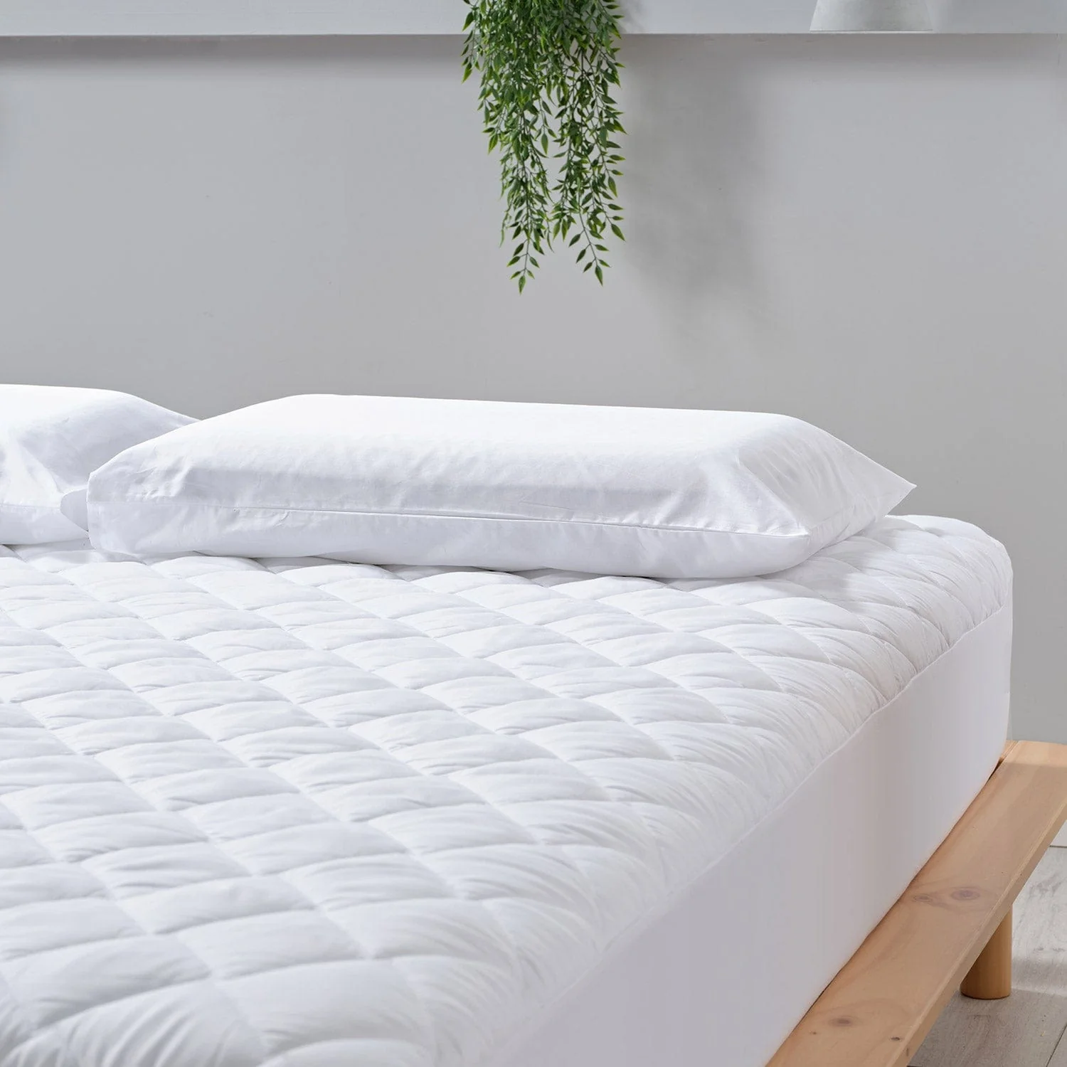 Waterproof Mattress Protector - Image 4